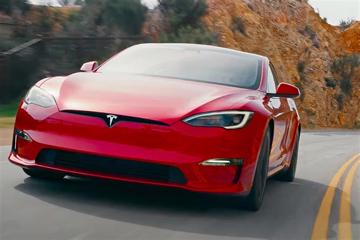 Tesla Model S / X Get New Ultra Red Paint and Round Steering Wheel Options