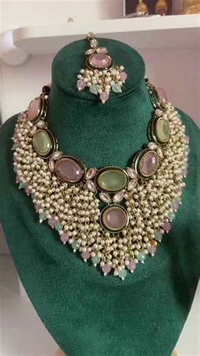 Beautiful pearl necklace set with pretty tika now available #partywear #fyppage #fashion #jewelleryset #pearls