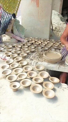 Pottery Workshop: Crafting Beautiful Clay Pots