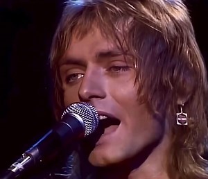 77K views · 229 reactions | "Just What I Needed" is a song by American rock band the Cars from their self-titled debut album (1978). The song, which first achieved radio success as a demo, took inspiration from the Ohio Express and the Velvet Underground. The #song was written by lead singer and rhythm guitarist Ric Ocasek and sung by bassist Benjamin Orr. | Gerard Sanchezz | Facebook