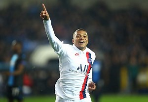 The top 10 quickest players in world football revealed