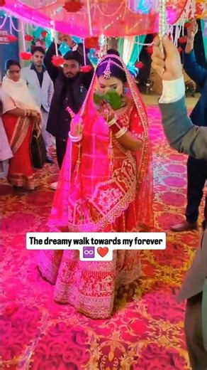 indian bride entry🤩🤩 #indianwedding #brideentry #love #specialmoments #shortsviral #bihari #bengali
