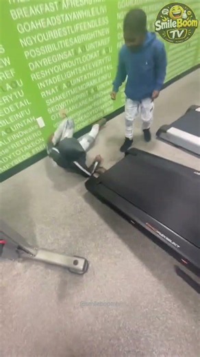 Gym Treadmill Fails That Will Make You Laugh 😂🏃 #Shorts