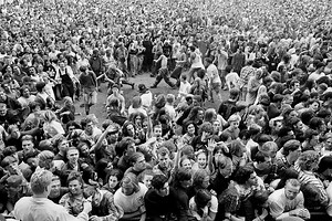 Headbanger 101: Mosh Pit Etiquette and How to Make It out Alive