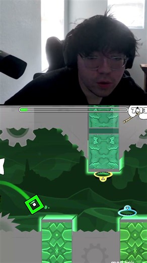 GD Versus mode is too fun and bouncy 😭😭 #geometrydash #gdupdate #gd