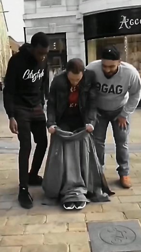 7.1K views · 56 reactions | Magical visible Leg Part 114  #magic #magickingdom #magicpict #magicthegathering #magicalforest #magickal #magical #magicalkenya #magictricks | Juhi Ray | Facebook