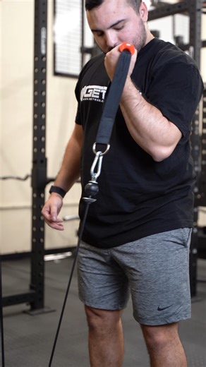 Accessory work has never been easier when you have a cable machine like the Functional Trainer Single Column Weight Stack 2000. It conveniently attaches to our Builder racks or can be built as a freestanding unit. Cover high and low angles with ease 👌 #getrxd #exerciseequipment #fitnessequipment #homegym #garagegym #basementgym #homegymlife #gymgoals #cablemachine #functionaltrainer #squatrack #gymstorage #jumborack | Get Rxd
