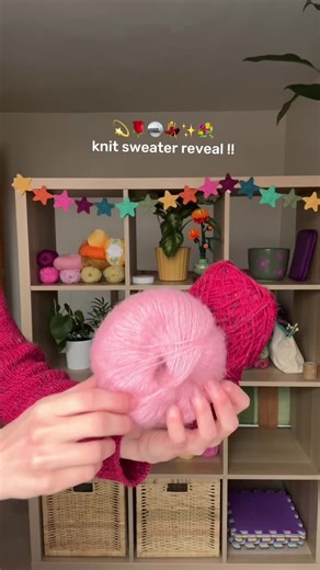 still needs a blocking but she’s done !! step by step sweater by florence miller #knit #sweater #stepbystepsweater