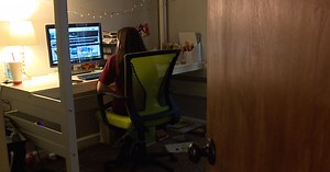 Real money, virtual addiction — gaming 'loot boxes' introduce gambling at a young age, experts say