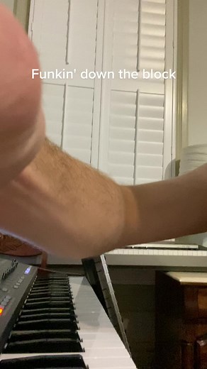 Creating Beats with Behringer Deepmind 12