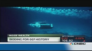 'Bond-mobile' goes to auction