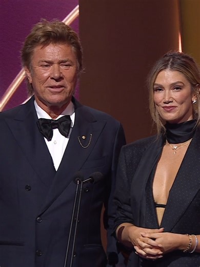 Delta Goodrem & Richard Wilkins Present AACTA Award for Best Soundtrack