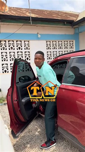 JUST IN 🚨: Daniel Nii Laryea, who officiated at the 2025 Africa Cup of Nations, visited Pokuase Health Centre to make a donation. He personally presented the items to support both patients and staff at the facility. During the visit, he explained that his gesture was driven by a desire to give back and support healthcare delivery.