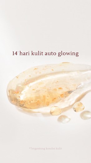 Eileen Grace Indonesia on Instagram: "Siapa nih yang suka bilang "emang dari lahir kulitnya udah mulus." Nyatanya temen minca ini dulunya jerawatan... 😌 Kalo mau kayak temen minca, jerawatnya kempes sampe ke bekasnya, kalian bisa pake Rose Jelly Mask yang ada kandungan Bulgarian Rose & Centella Asiaticanya. ☺️☺️ Buat yang mau jerawatnya kempes buruan cobain Rose Jelly Mask... ☺️🌹 #jerawat #jellymask #maskerviral #jerawatbatu #obatjerawat #maskerjerawat #creamjerawat #parutjerawat #penghilangje