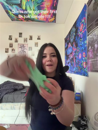 ok (@ok686784)’s video of Samples