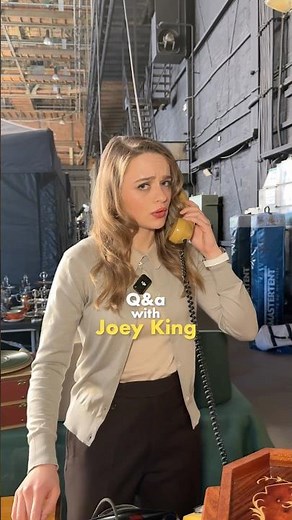 Q&A with the one and only Joey King 🖋️🖤✨