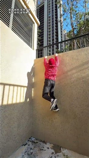 It's good that Grandma helped, otherwise I wouldn't have found it!#funny #dance #comedy