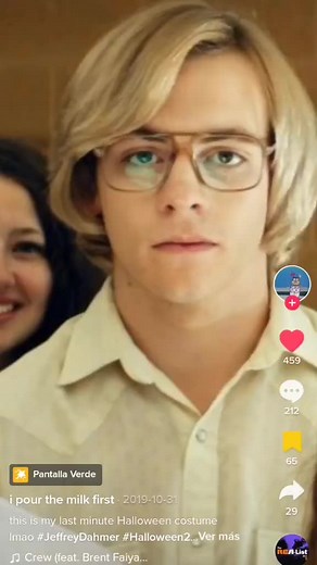 Jeffrey Dahmer Cosplay in Mexico: Halloween 2022