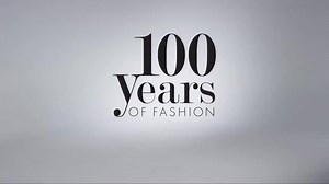 100 năm thời trang nam giới được tóm tắt cực hay trong clip 3 phút. Các bạn xem và trải nghiệm nhé Thay đổi lớn nhất từ năm 1935 có lẽ là lối mặc đồ ton-sur-ton. Mũ cordobes và nơ cổ cũng dần nhường chỗ cho cà-vạt và mũ panama. Phong cách nam giới thời này được mô tả là mang chút chất "gangster". Theo Đại Ngọc / Trí Thức Trẻ | Mr.G | Facebook