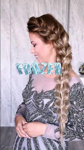Halloween Hairstyles - Recreating Elsa's epic braid #braids #hairstyles #hair