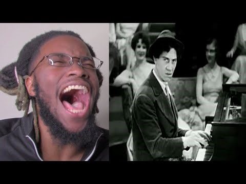 Chico, Harpo & Groucho Marx at the Piano - Animal Crackers (REACTION)