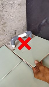 Tips for installing ceramic tiles if the pipes are blocked like this#tricks #tips #howto #ceramicart #ceramiccoating #construction | Worker trick