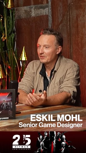 During our 25th anniversary stream we were joined by Eskil Mohl, Senior Game Desiger, to give us a small tease about some co-op dynamics that shake up the way you play HITMAN. #HITMAN #Agent47 | Hitman