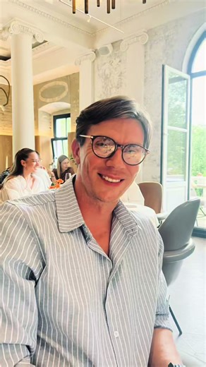 Кларк Кент или Супермен? Какой костюм лучше? 1 или 2-й?😎 #superman #klarkkent #bodyduilding