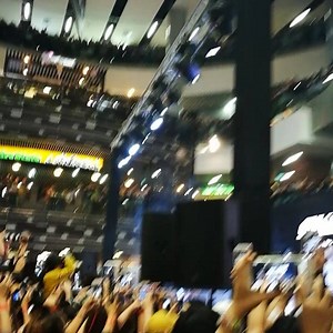 6.7K views · 45 reactions | This is what we call "sambutan yang memekakkan". EXO fans have pretty strong sets of lungs man.  Check out our Instagram @saysdotcom for more pics and vids from the #SkechersKpopDance competition! #EXO #Chanyeol #Sehun #Suho @real__pcy @oohsehun #Skechers | SAYS | Facebook