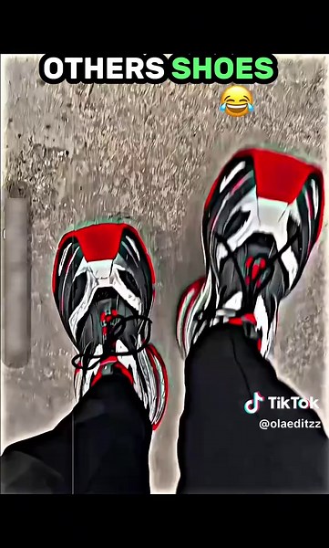 Bread shoe 🥶☠️ #trollface #edit #fyp #foryou #foryourpage #keppsupporting #trendingvideo #realistic #cake #edits #viralvideo #goviral