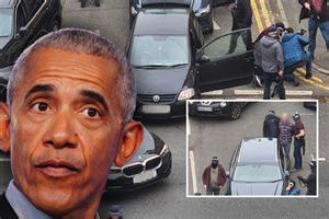 Man nicked minutes before Barack's COP26 speech as undercover armed cops swoop