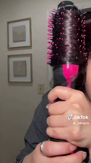 Flat Roots Blowout Tutorial with Revlon Brush