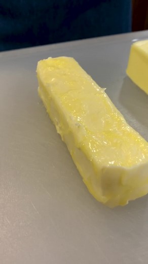 The butter press test: A quick test to see if your butter is the right temperature for baking. #baking #bakinghack #howto #cooking #cookinghack
