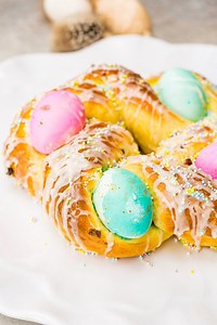 EASY ITALIAN EASTER BREAD - Full of citrus and anise flavors and so festive for Easter! RECIPE: https://ohsweetbasil.com/italian-easter-bread-video-recipe/ | Sweet Basil