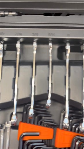 450 pieces of durability and precision. Available now in our official website!👍 • 🛒Shop here: https://s.vevor.com/bfQ5Jv 🏷️CODE: VVFANS, Extra 5% Off 📸: Thank you @sickboymechanic for the review #VEVOR #VEVORDIY #handtools #tooltips #homediy #diyproject | VEVOR Home Improvement