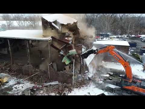 Precision Demolition in Downtown Cleveland | DEVELON DX490LC-5 + Genesis GXT555R