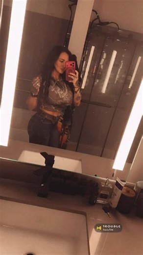 😏😘 . . . . #stackedpunkprincess #msdeltapunk #trouble | Ms Delta Punk