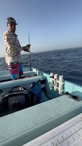 Que hacer cuando identificas peces a mitad de agua en tu FISH FINDER . @fans destacados @jygprofishing . | Vito.mares