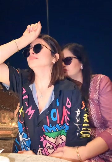 Hum logo ko boyfriend kab milega bhagwan ji🙏😜🙈