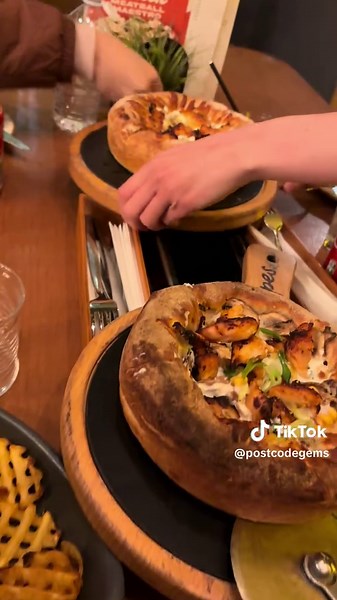 Unforgettable Pizza Experience at Japes Soho, London