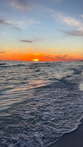 💚First-Time Visitor? Learn about Destin! 👨‍👩‍👧‍👦Join Facebook 👇Group 📲www.facebook.com/groups/mydestinbeach 🌎Miramar Beach, Florida 📸Nathan Hill . #miramarbeachflorida #destinflorida #visitflorida #destin #emeraldcoast #santarosabeach #seasidefl #30a #thingstodoinflorida #okaloosaisland #destinbeaches #destinbeach #travelgoals #traveladdict #miramarbeachfl #visitdestin #BeachVibes #beaches #floridapanhandle #crabisland #travelphotography #travel #traveltheworld #travelgram | Destin Beac