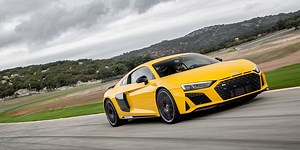 The 2019 Audi R8 Is a 600-HP Wallflower among Supercars