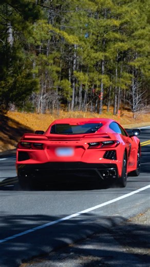2020 c8 corvette flyby