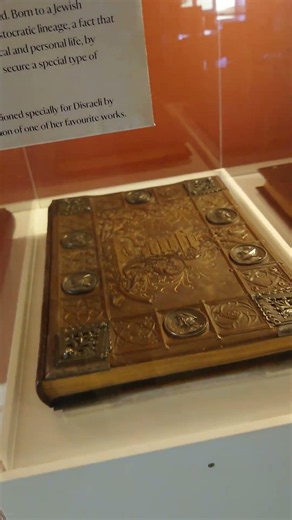 The book from Hocus Pocus!? #johnnynoname