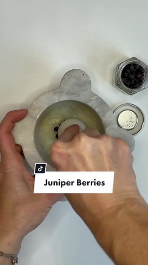 Juniper berry is a spice native to North America, used for food and medicine. #juniper #native #nativeamerican #indigenous #spices #gneissspice @siouxchef