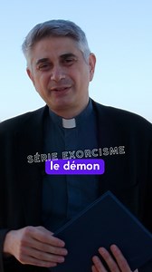 Dans la foi catholique, le démon n’est pas une "force du mal" égale à Dieu. C’est un ange, créé bon, qui a choisi de se détourner de la lumière, séduit par son propre reflet. Autrement dit, le mal n’est pas une puissance autonome, mais une absence d’amour. L’Église nous enseigne que le combat spirituel n’est pas seulement contre un ennemi extérieur, mais contre la tentation intérieure qui cherche à nous éloigner du bien. Le démon, c’est ce mystère de la liberté qui se replie sur soi, jusqu’à ref