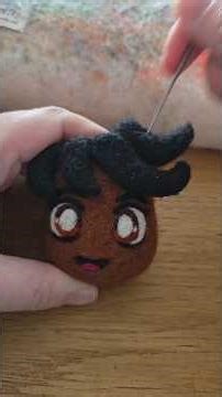 Needle felting ‪@RoothieDoodles‬ 's OC #needlefelting #craft #felting #woolart