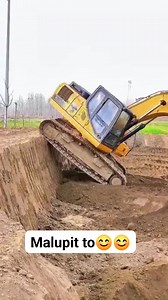 142K views · 653 reactions | Kahit mababa yan. Puide parin Yong Backhoe matumba Jan. #excavatoroperator #tips #everyoneactive | Tutol Pagasian Vlog | Facebook