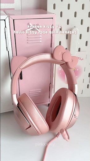 razer x hello kitty rose gold headset 🎀✨ #hellokitty #sanrio #gaming #razer #headset #pinkgaming