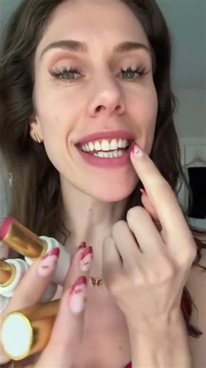 The French Model lip balm that made women give up lipstick this summer - VioletteFR Color Guide